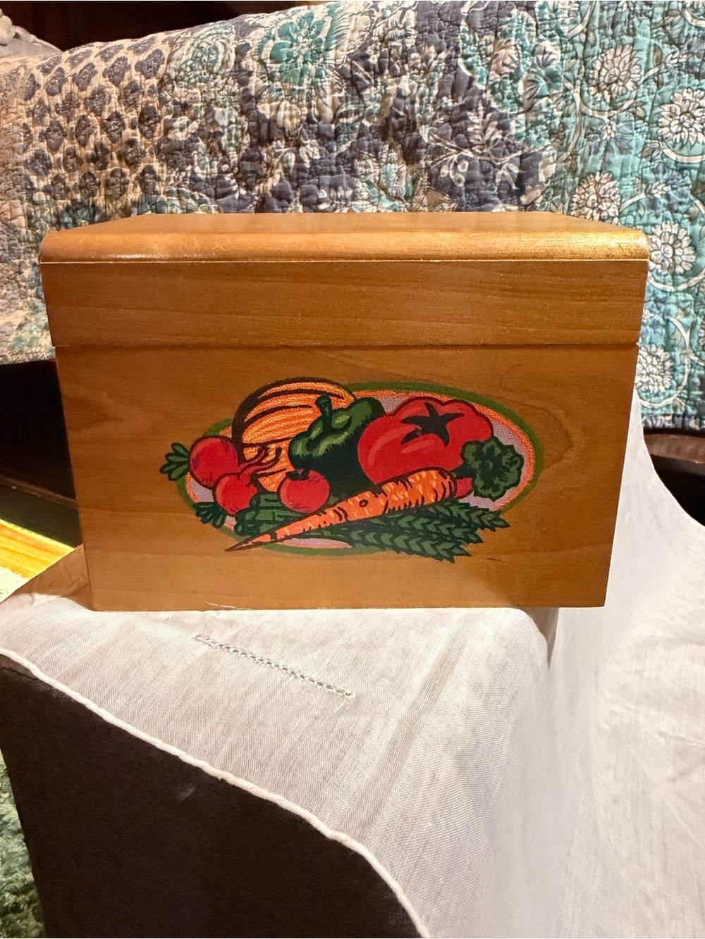 VTG F.T.D. Wooden Kitchen Recipe Box with Colorful Vegetable Artwork - Natural